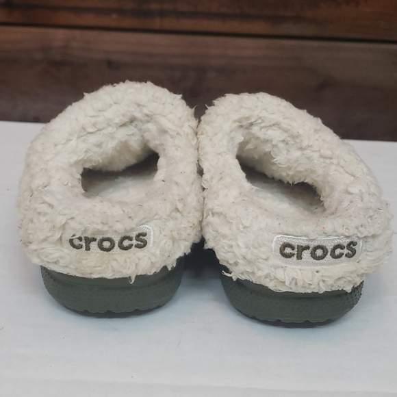 #Army Green insulated Crocs - Picture 4 of 7